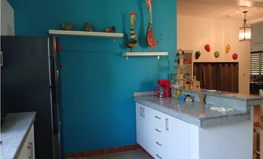 RIO MAR / SAN CARLOS / 6000 M / 8 HABITACION / CERCA DE PLAYA / AG