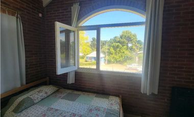 HERMOSA CASA EN ALTURA SOBRE PRINCIPAL AV. PINZÓN