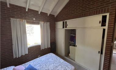 HERMOSA CASA EN ALTURA SOBRE PRINCIPAL AV. PINZÓN