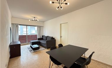 TRES AMB CON BALCON SALIENTE