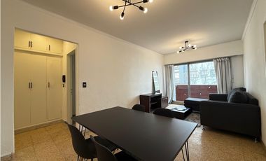 TRES AMB CON BALCON SALIENTE