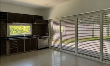 CASA VENTA LOMAS DE SAN ISIDRO HORQUETA