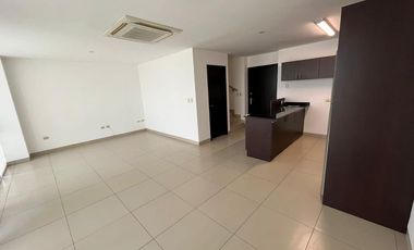 Alquiler lindo departamento tipo loft en km 5 vía Samborondón