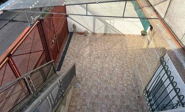 Casa PH en venta en Villa Dominico