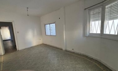 Casa en venta en Lanus Oeste