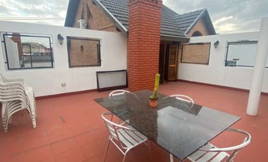 Casa en venta en Piñeyro