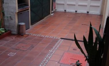 Casa PH en venta en Lanus Oeste