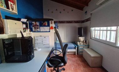 Casa PH en venta en Lanus Oeste