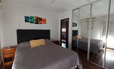 Casa PH en venta en Lanus Oeste