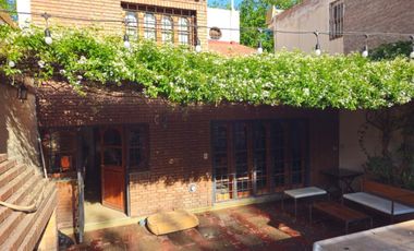 EUSKADI VENDE EXPECTACULAR CASA (J.F. MORENO) APTA CREDITO USD 240000