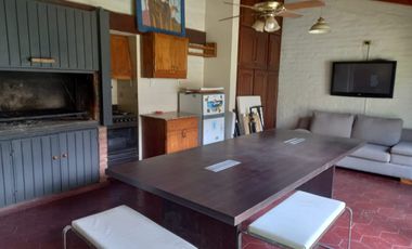 EUSKADI VENDE EXPECTACULAR CASA (J.F. MORENO) APTA CREDITO USD 240000