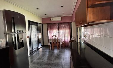 Chalet en venta en Moron Sur