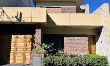 Casa en venta en Ezpeleta Este