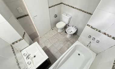 Departamento en alquiler en Remedios de Escalada Oeste