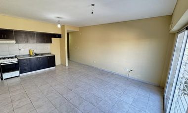 Monoambiente en alquiler en Remedios de Escalada Oeste