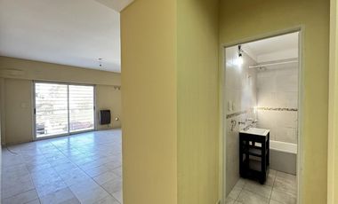 Monoambiente en alquiler en Remedios de Escalada Oeste