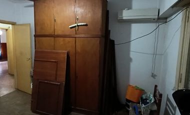 Casa en alquiler en Isidro Casanova