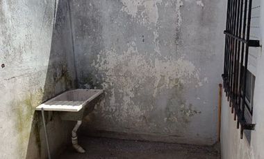 Departamento en alquiler en Isidro Casanova