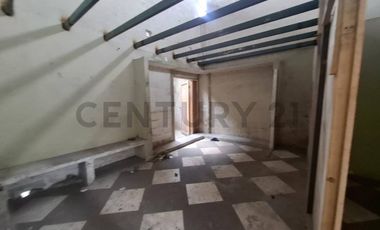 Se Alquila Bodega con ofcinas y patio para maniobras, via a Daule, KariG