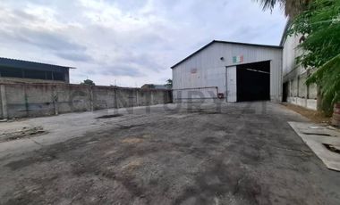 Se Alquila Bodega con ofcinas y patio para maniobras, via a Daule, KariG