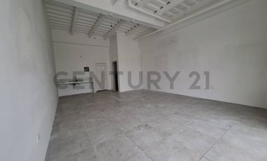 Local comercial en Plaza Savali, Km 4.5 via a Salitre - KariG