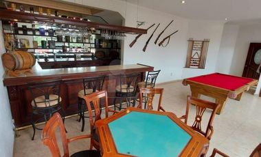 CASA EN LOMAS DE LA HERRADURA