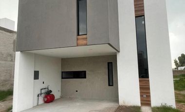 CASA NUEVA EN VENTA EN CONDOMINIO SANTA BARBARA AL PONIENTE DE AGUASCALIENTES