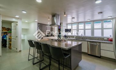 Casa en venta en Bosques de las Lomas