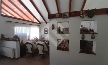 Casa en Arriendo en Camino a Huelquén