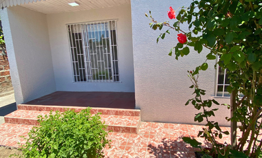CASA CON 6D, 3B, 3E, Y ADICIONAL UN DEPTO