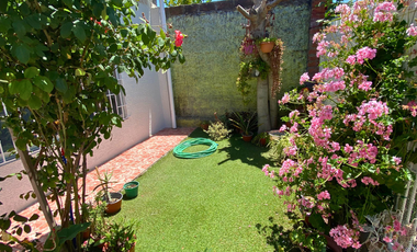 CASA CON 6D, 3B, 3E, Y ADICIONAL UN DEPTO