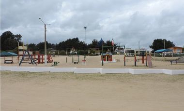 Cómoda casa amoblada, condominio privado Consistorial 