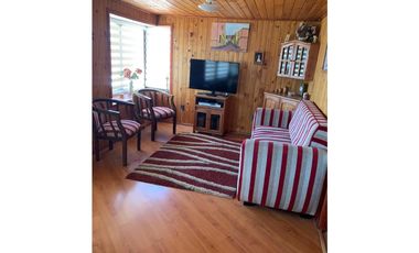 Cómoda casa amoblada, condominio privado Consistorial 