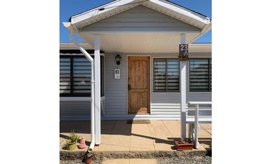 Cómoda casa amoblada, condominio privado Consistorial 