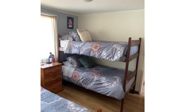 Cómoda casa amoblada, condominio privado Consistorial 