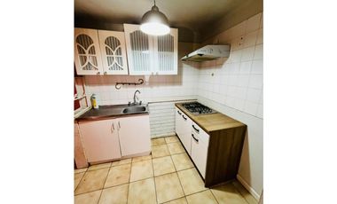 SE ARRIENDA AMPLIA CASA EN SECTOR LA PRADERA