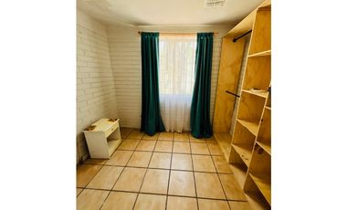 SE ARRIENDA AMPLIA CASA EN SECTOR LA PRADERA