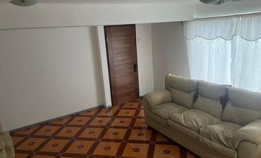 CÓMODA, LUMINOSA Y BIEN UBICADA