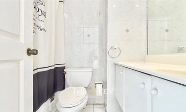 Departamento en Venta en Cond. Olas de Marbella - Av. Del Mar