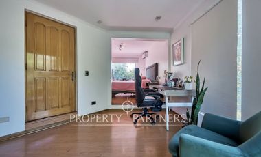 La Reina alta. Excelente ubicacion.