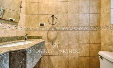 La Reina alta. Excelente ubicacion.