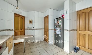 La Reina alta. Excelente ubicacion.