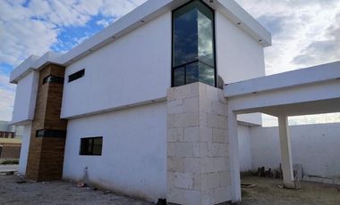 CASA EN VENTA EN FRACCIONAMIENTO LOS VIÑEDOS, TORREON COAHUILA