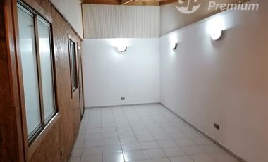 Casa en Venta en Guardia Marina Riquelme