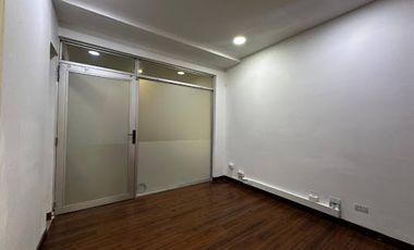ARRIENDO de OFICINAS en MedellÃ­n