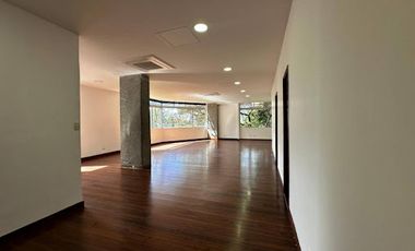 ARRIENDO de OFICINAS en MedellÃ­n