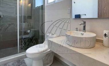 Casas en Venta en Hacienda San José Barbabosa