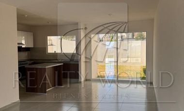 Casas en Venta en Hacienda San José Barbabosa