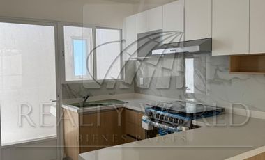 Casas en Venta en Hacienda San José Barbabosa