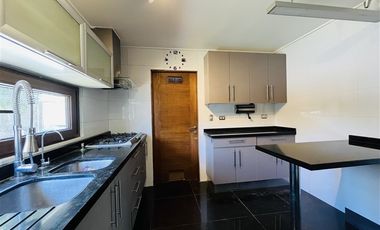 Casa en Arriendo en Colegio Lyncon